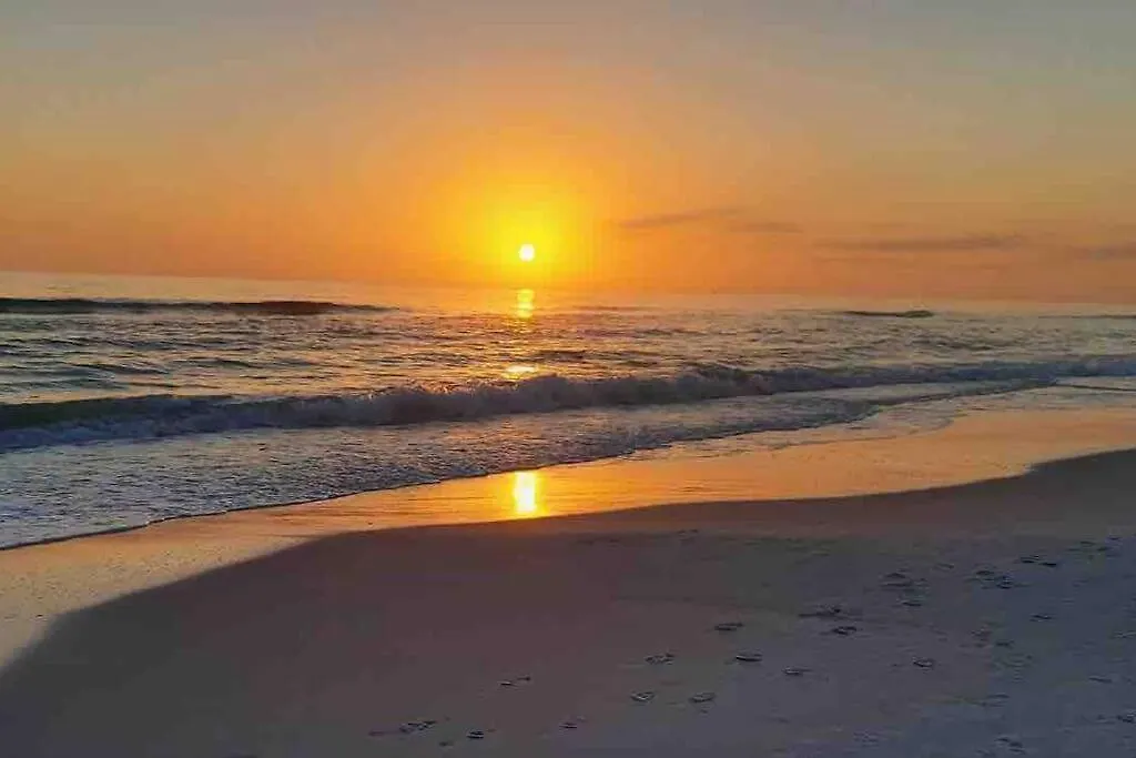 Resort Style Luxury Apartment #930 Panama City Beach United States