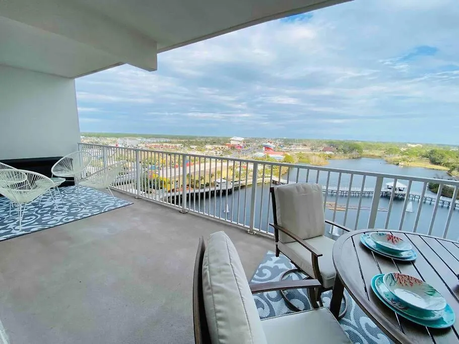 Resort Style Luxury Apartment #930 Panama City Beach